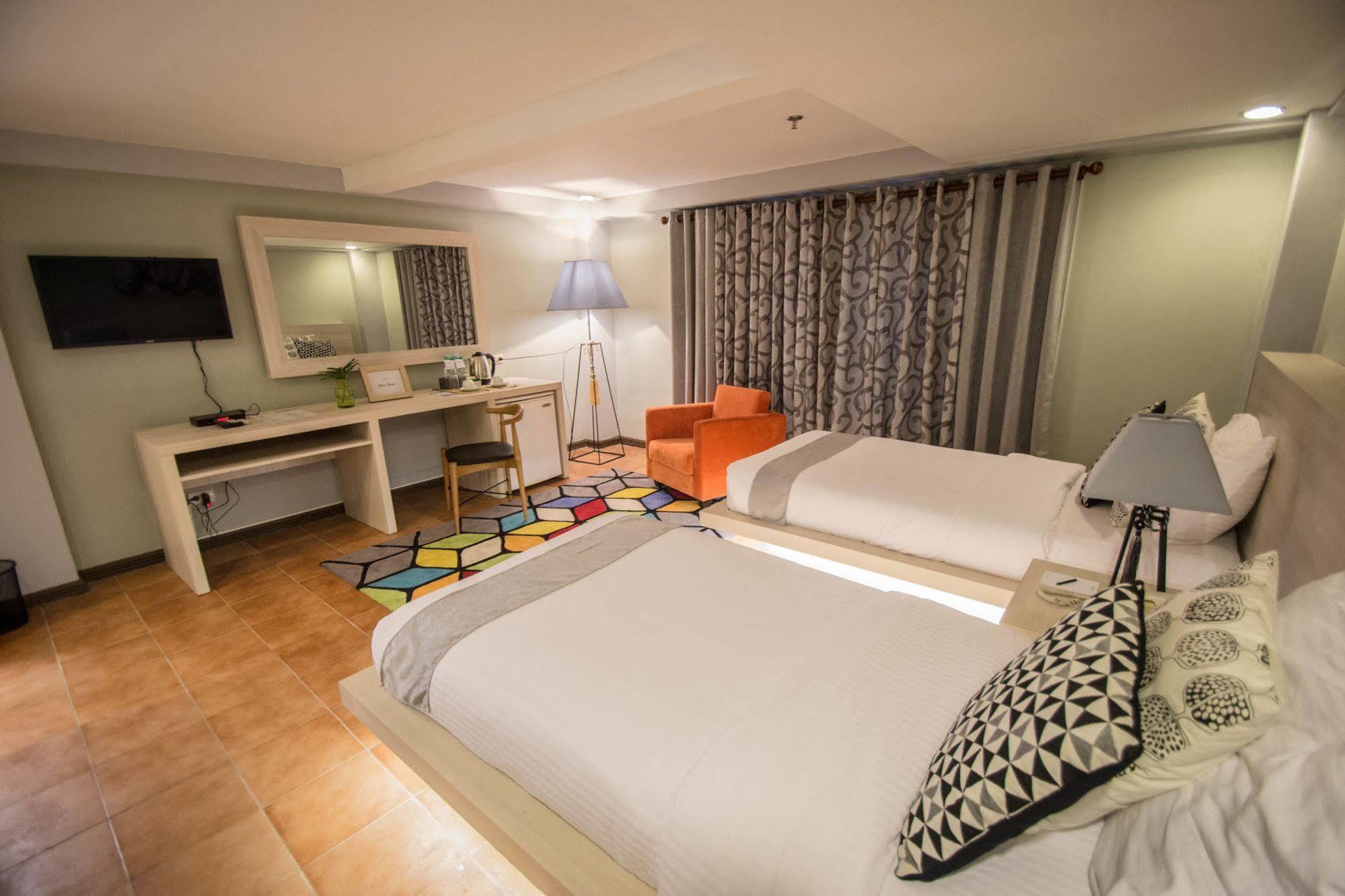 Almont City Hotel Butuan City Экстерьер фото